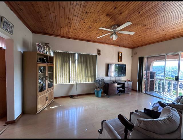4 BEDROOM HOUSE FOR SALE IN ALLANDALE